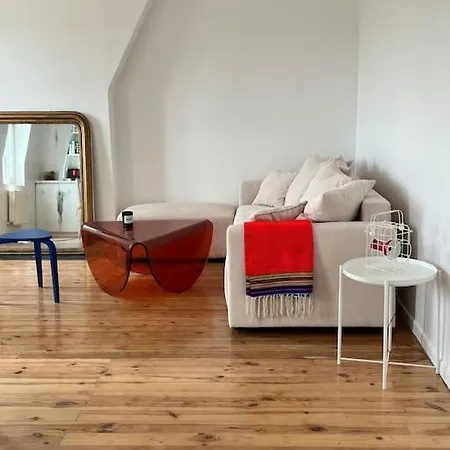 Homestay Proche Stade De France, Metro A 5min Saint-Denis (Seine-Saint-Denis)